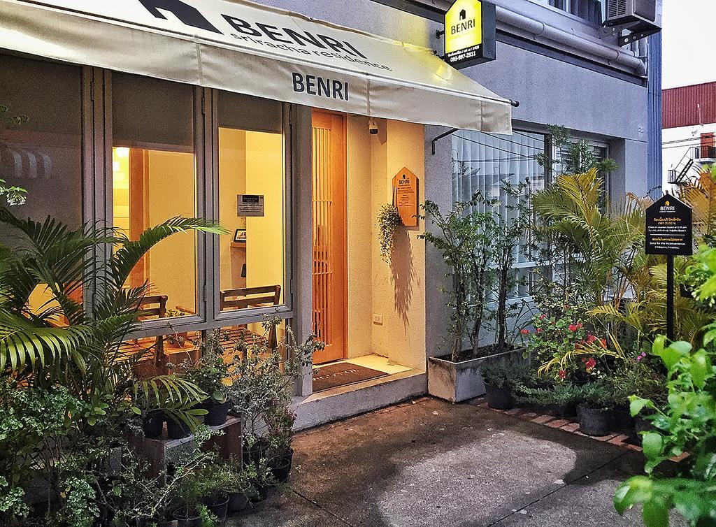 Hotel Benri sriracha Residencia Si Racha Exterior foto