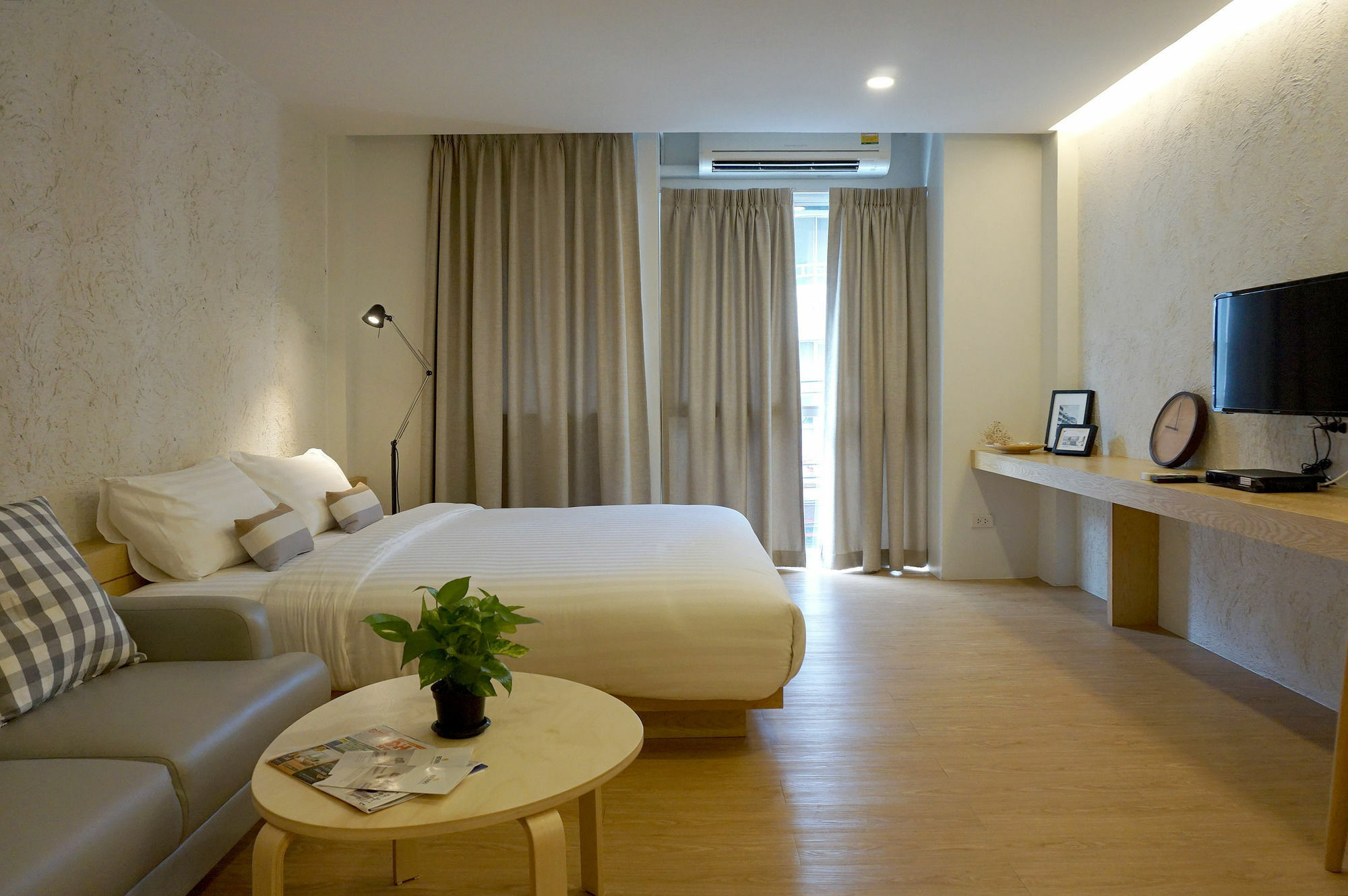 Hotel Benri sriracha Residencia Si Racha Exterior foto
